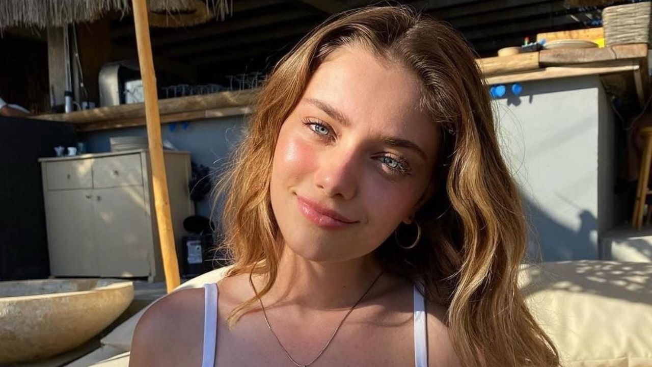 Esila Umut Kimdir (3)