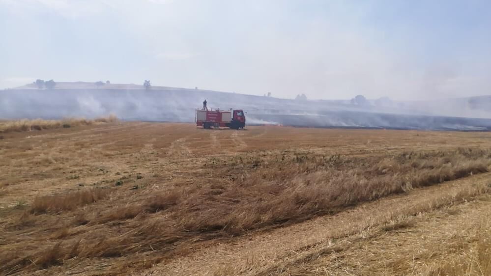 150 Dönüm Arazi Yandı 1