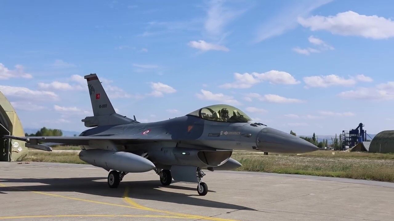 Havalanan F 16’Lar Batı Karadeniz Semalarında (2)