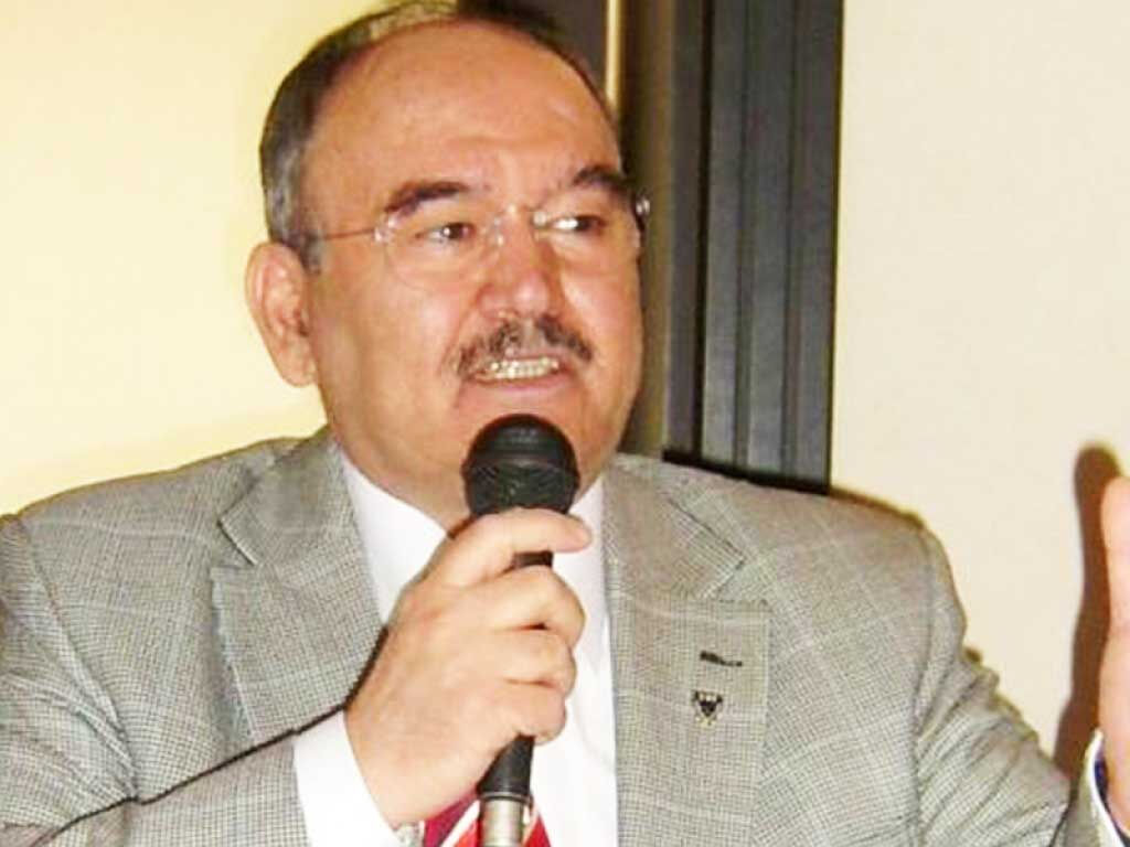 Burhan Özfatura (6)