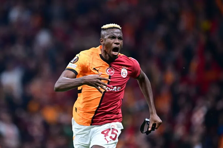 Osimhen Için Şok Karar! Kadrodan Çıkarıldı (2)