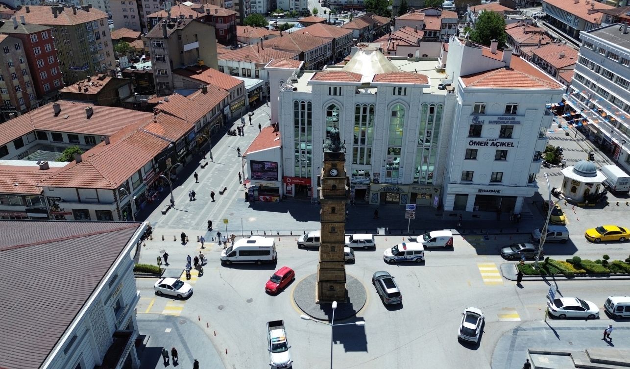 Yozgat Şehir Saat Kulesi Meydan (1)