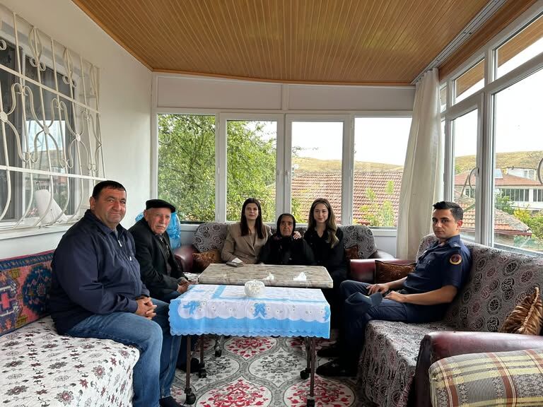 Aydıncık Kaymakamı Büyükuçar’dan şehit ailesine ziyaret