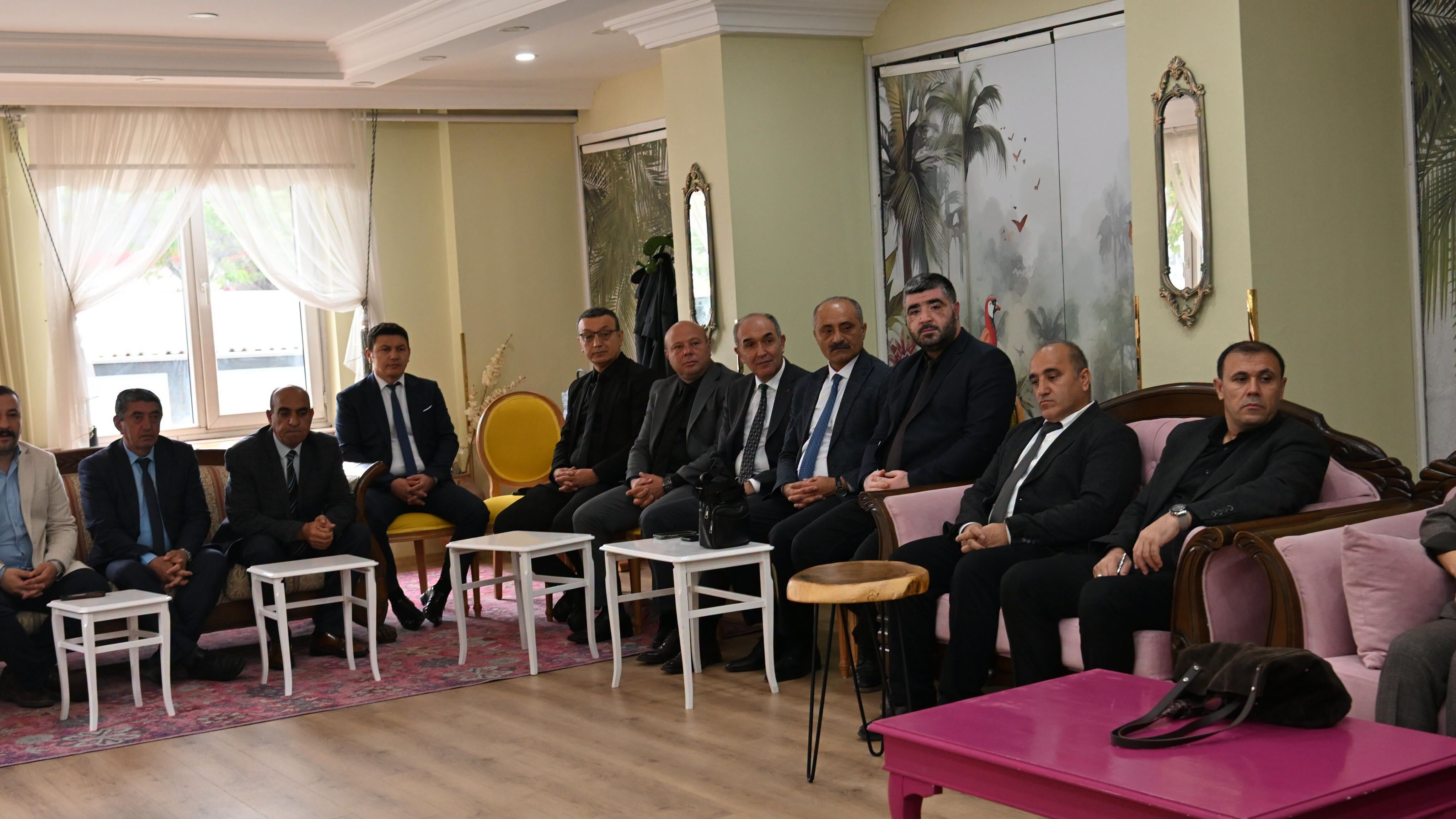 Okul Müdürleriyle Bir Araya Geldi3