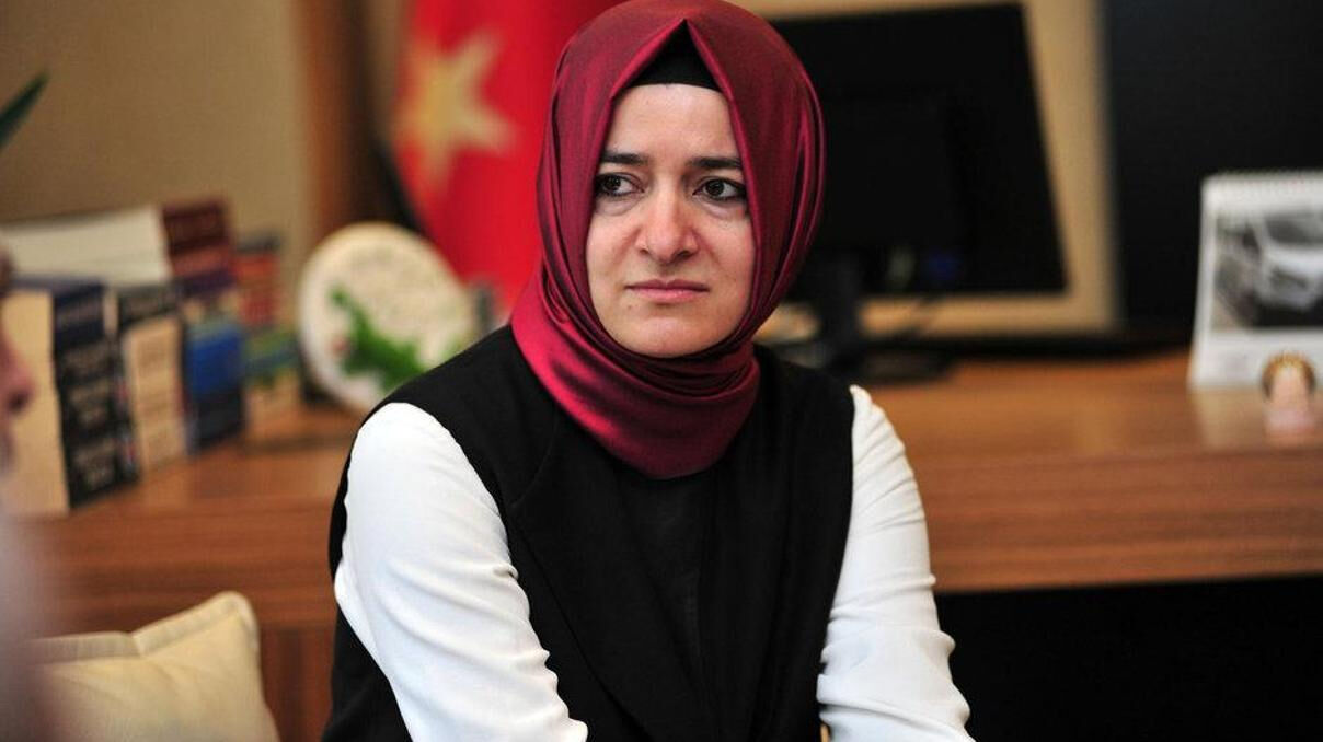 Fatma Betül Sayan Kaya (5)