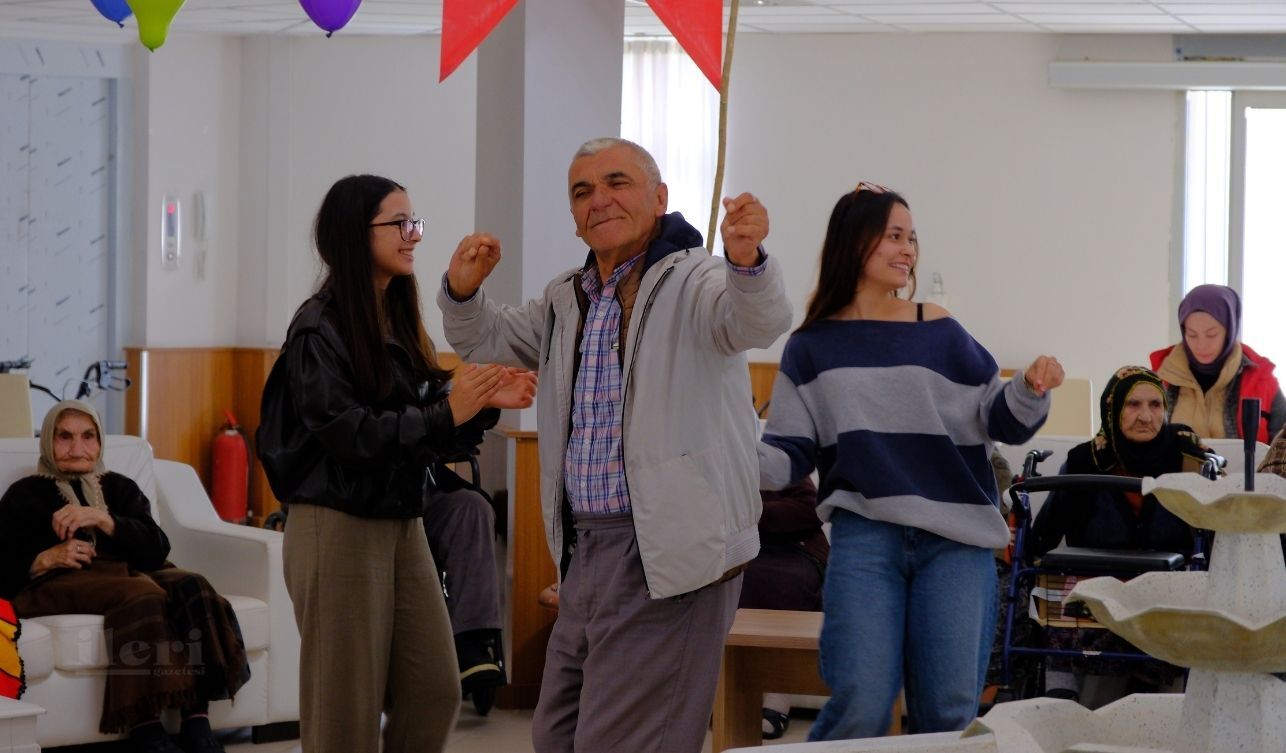 Yaşlılar Günü (1)