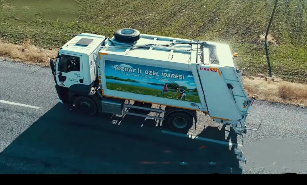 Atıklar Düzenli Olarak Toplanıyor1