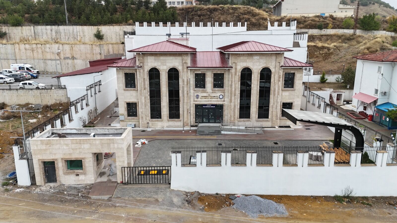 Emniyet Müdürlüğü Binası Tamamlandı1