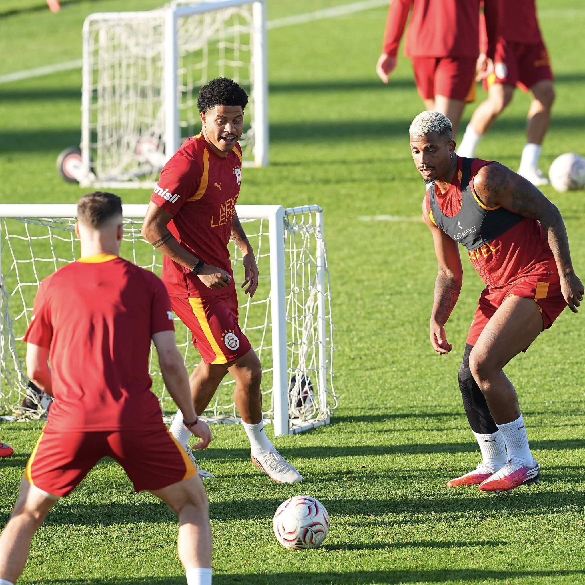 Galatasaray'da Kasımpaşa Maçı Hazırlıkları Sürüyor (1)