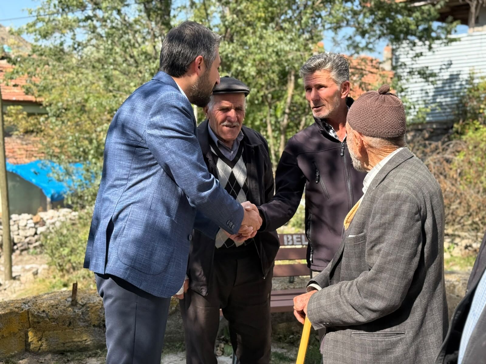 Başkan Şimşek Cihanpaşa Köyünde Vatandaşlarla Buluştu (4)