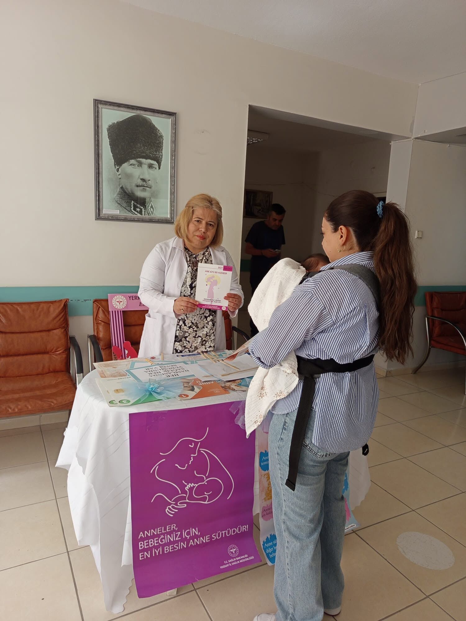 Anne Sütünün Faydaları Anlatıldı1