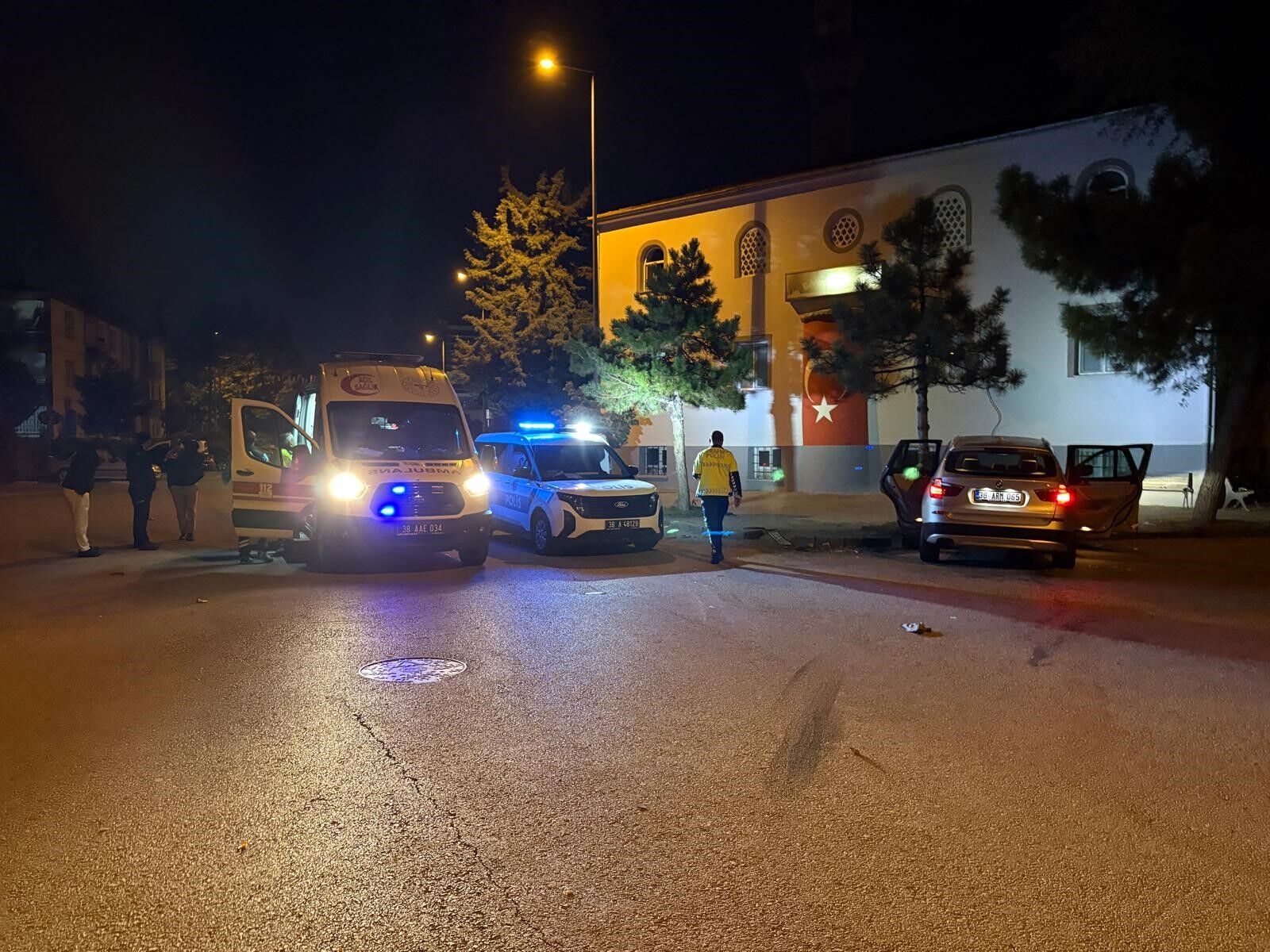Hafif Ticari Araç Ile Suv Tarzı Aracın Çarpışması Sonucu (3)