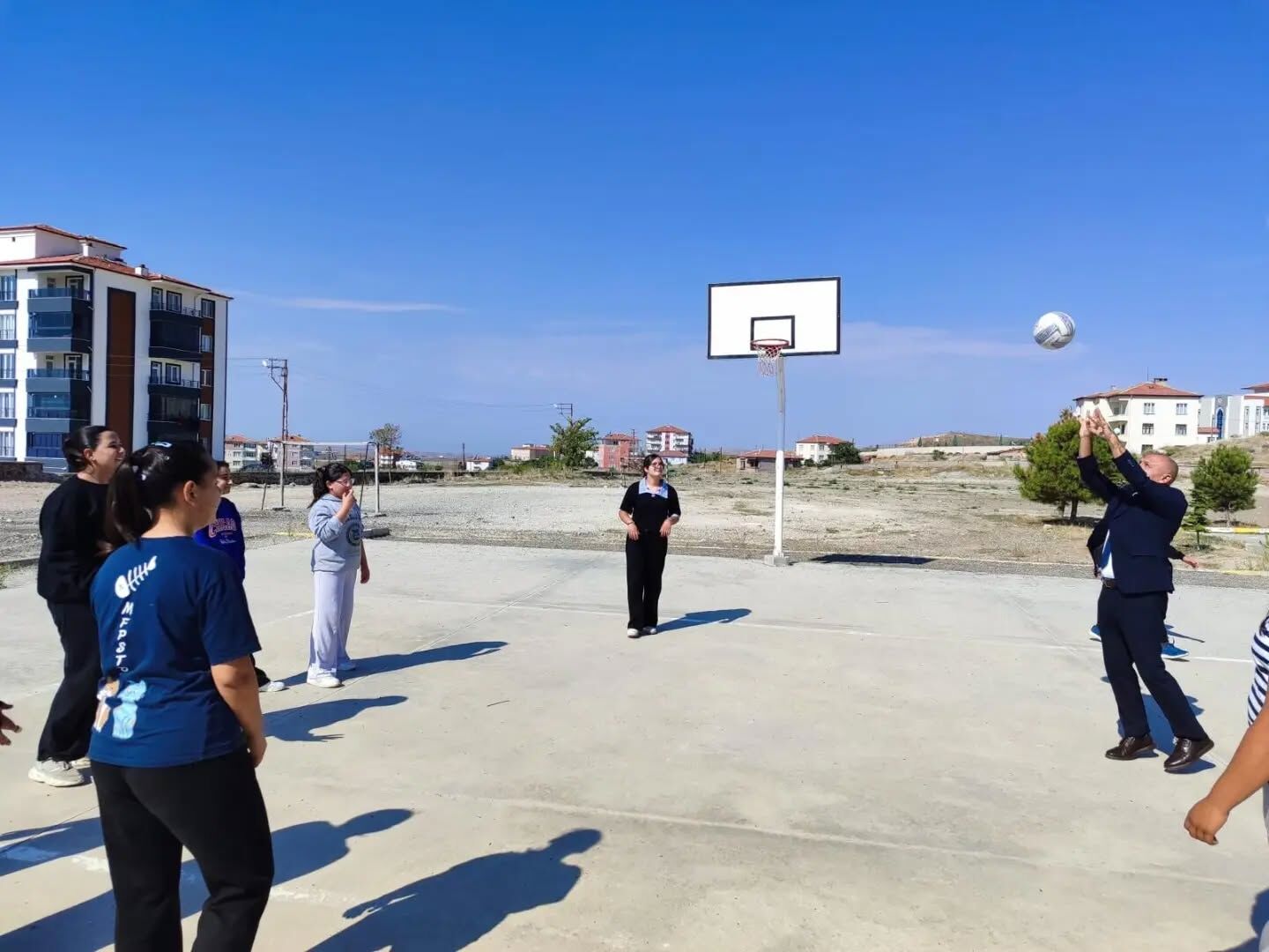 Sağlam’dan Okul Ziyareti2