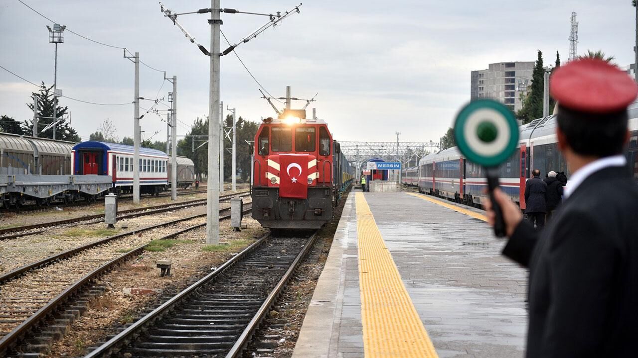 Trenle Seyahat Edenler Dikkat! Süre Yarıya Indi (1)-1