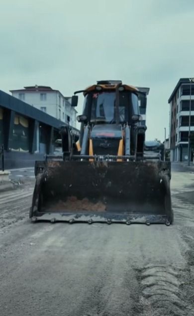 Yol Ve Üstyapı Çalışmaları Sürüyor2