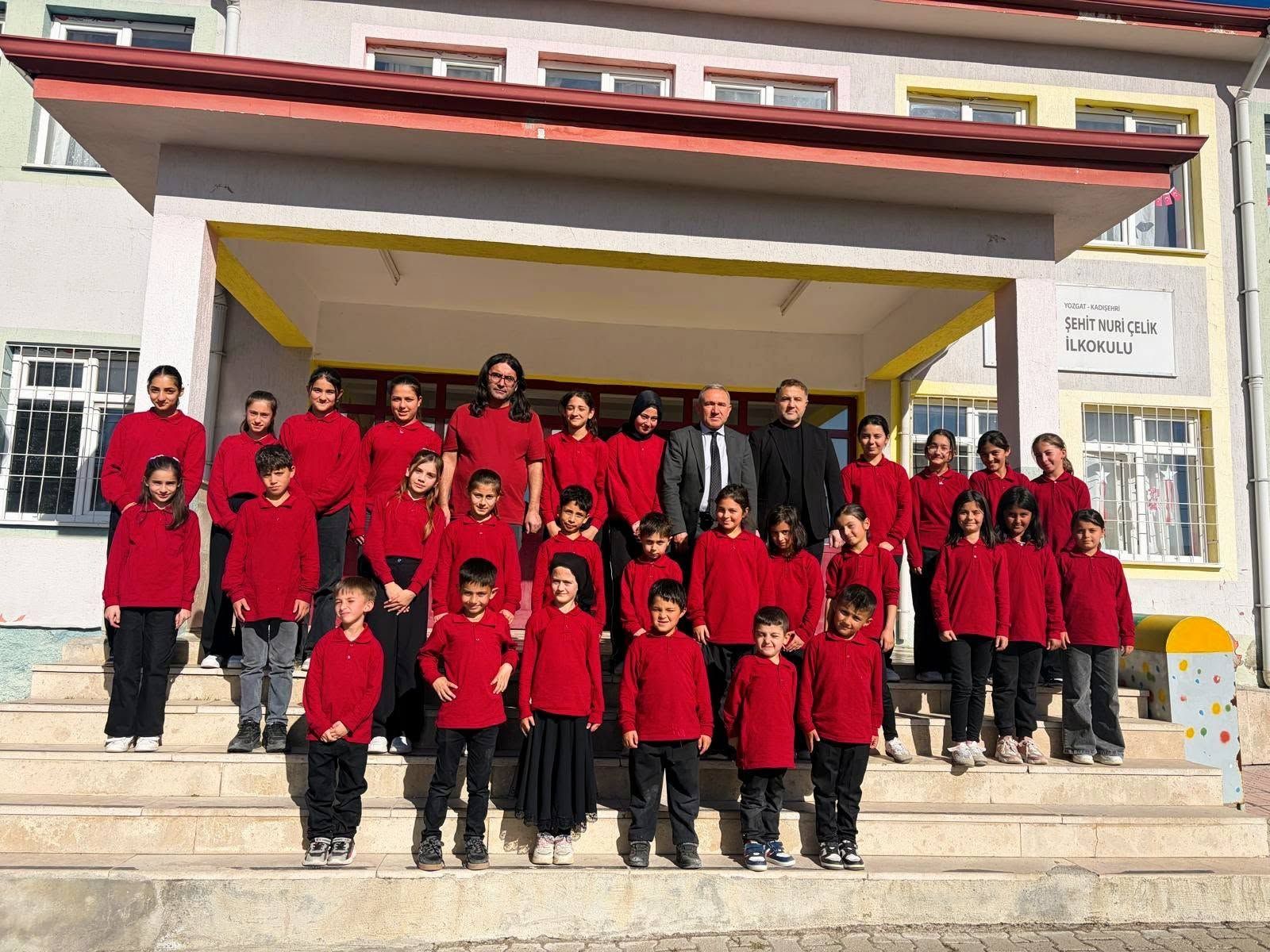 Öğrencilerin Mutluluğuna Ortak Oldular2