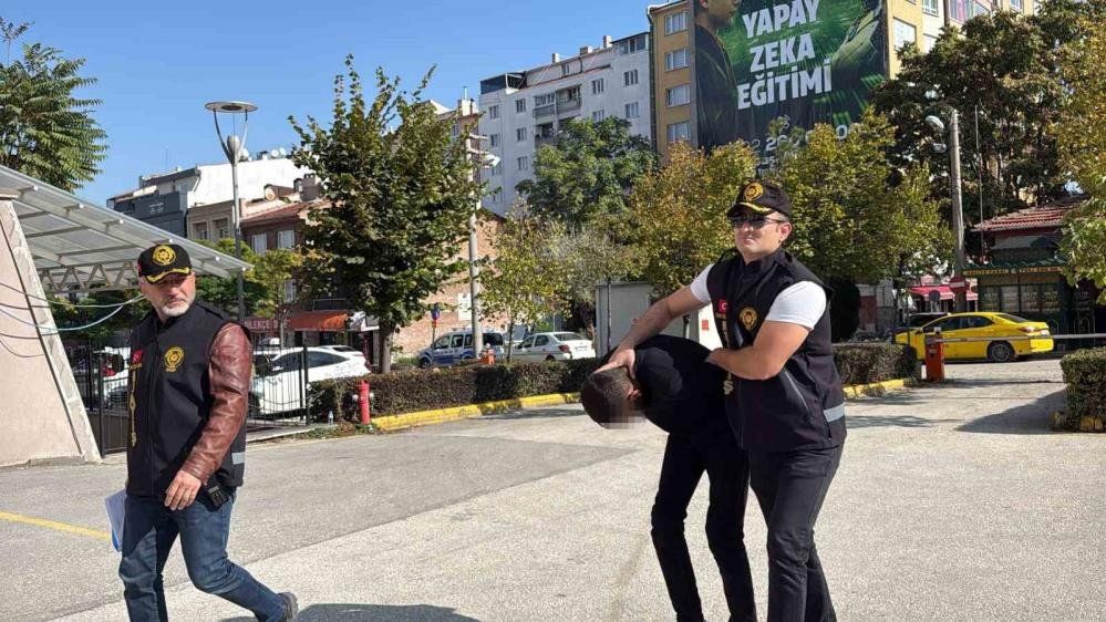 Öğrenciye Zorla Tespih Satan Şüpheliye Ev Hapsi (2)
