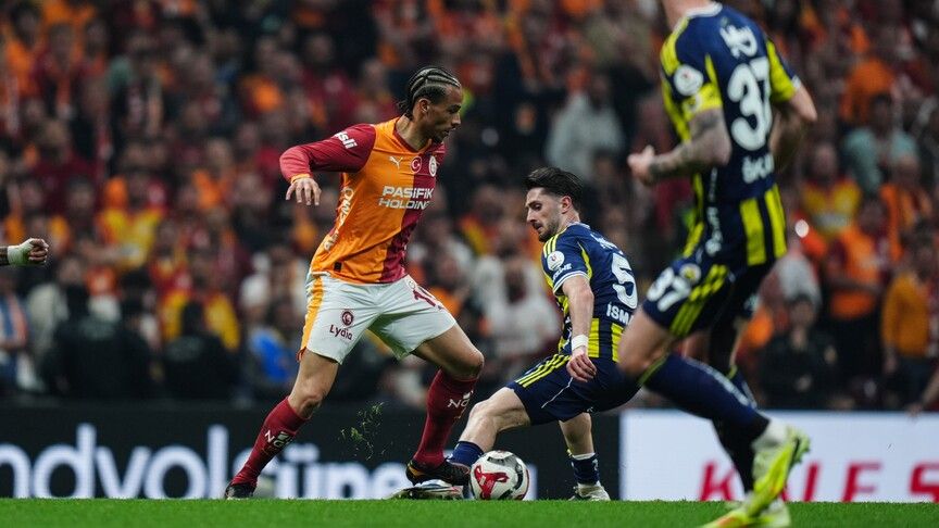 Galatasaray Fenerbahçe Derbisi Öncesi Son Durum Kadrolarda Sürpriz İhtimali (3)