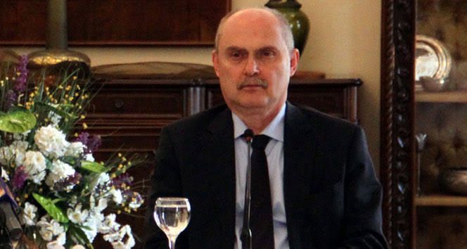 Feridun Sinirlioğlu Kimdir Kaç Yaşında, Nereli, Ne İş Yapıyor (3)