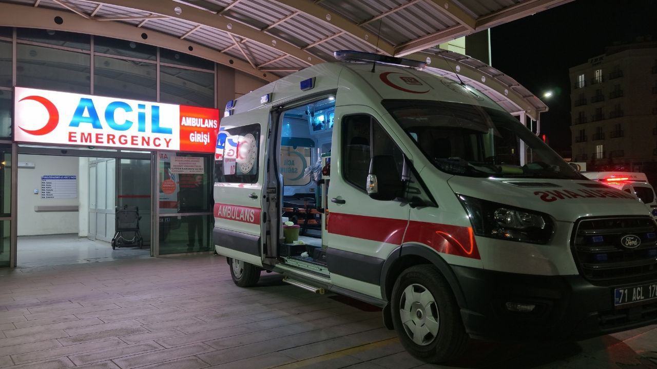 Dehşete düşüren olay! Babasını bıçaklayarak öldürdü